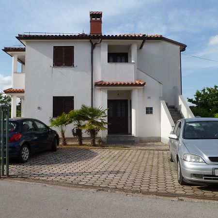 Appartamento Camelia Fažana Esterno foto