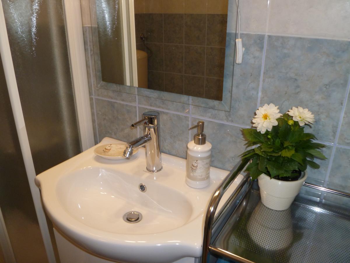 Appartamento Camelia Fažana Esterno foto